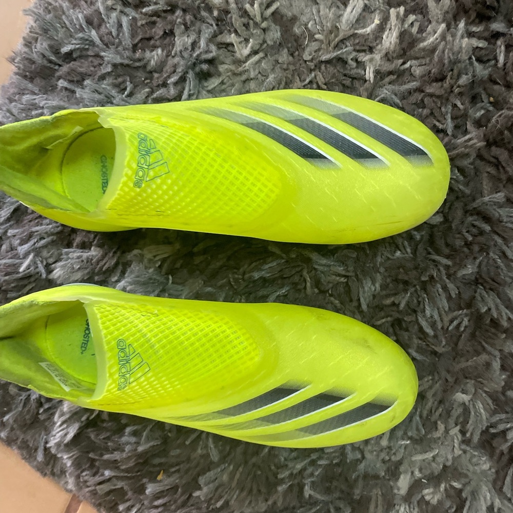 Ghosted.3 FG Junior Ground Soccer Cleat Neon (limited edition)